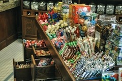 British Candy Store Opens in Missouri Hotel